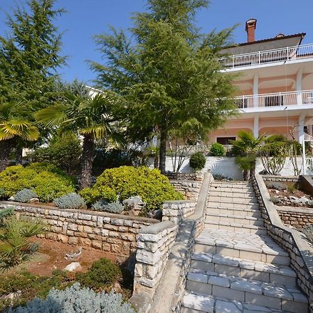 Apartments Slavica Rabac Exteriér fotografie