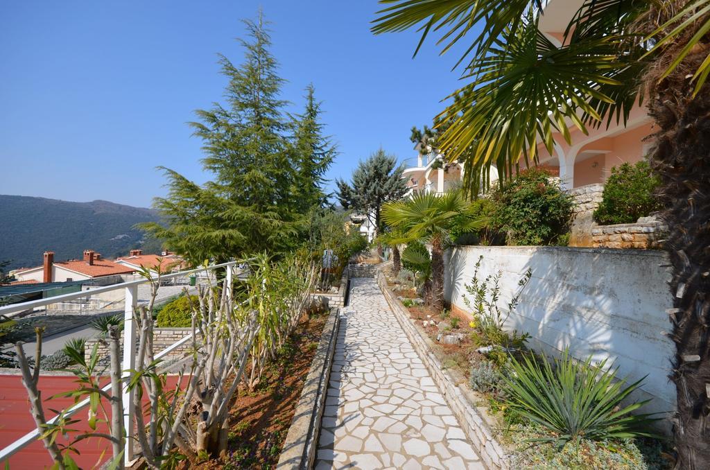 Apartments Slavica Rabac Exteriér fotografie
